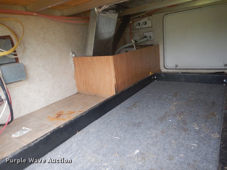 image for item DI2269 2004 Cedar Creek 37RDQS camper