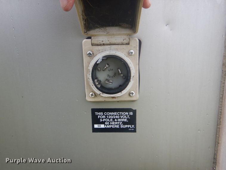 image for item DI2269 2004 Cedar Creek 37RDQS camper