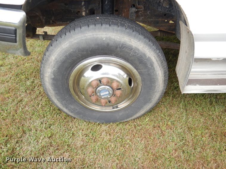 image for item DI2537 1997 Ford F350 XLT utility bed pickup truck