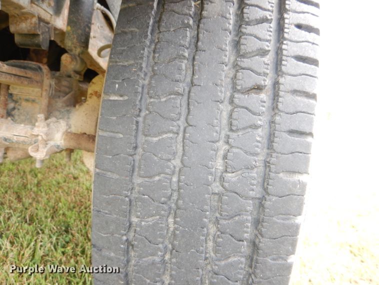 image for item DI2537 1997 Ford F350 XLT utility bed pickup truck