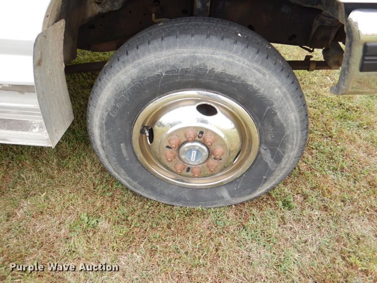 image for item DI2537 1997 Ford F350 XLT utility bed pickup truck