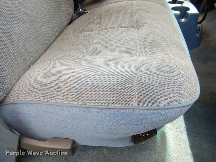 image for item DI2537 1997 Ford F350 XLT utility bed pickup truck