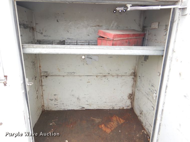 image for item DI2537 1997 Ford F350 XLT utility bed pickup truck