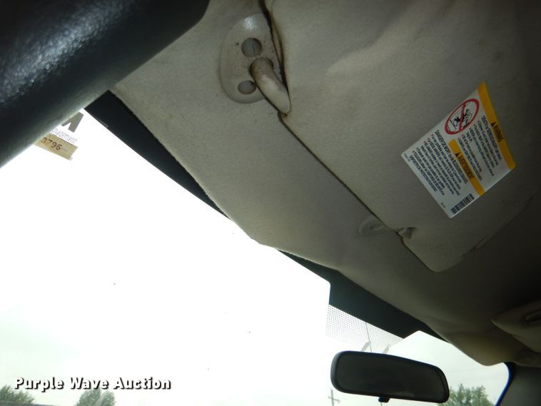 image for item DI2580 2004 GMC Sierra 2500HD Ext. Cab pickup truck