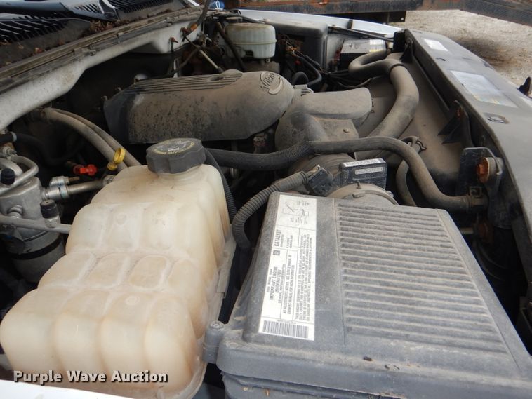 image for item DI2580 2004 GMC Sierra 2500HD Ext. Cab pickup truck