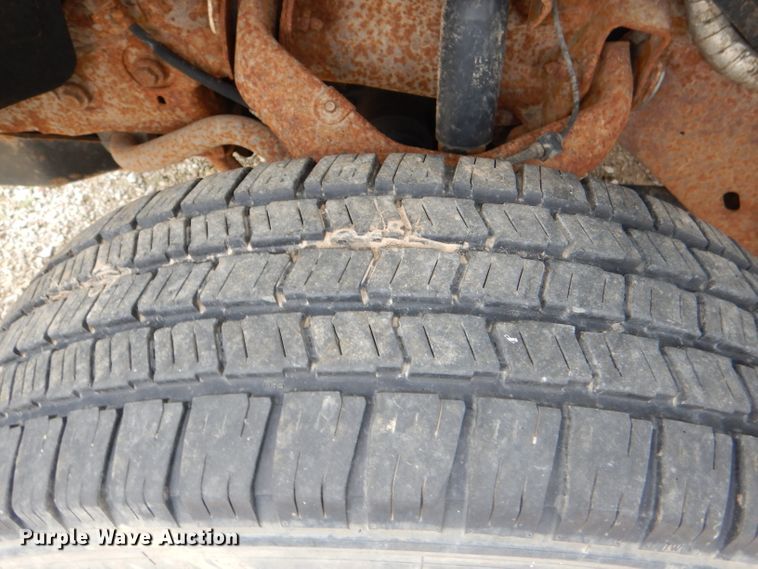 image for item DI2580 2004 GMC Sierra 2500HD Ext. Cab pickup truck