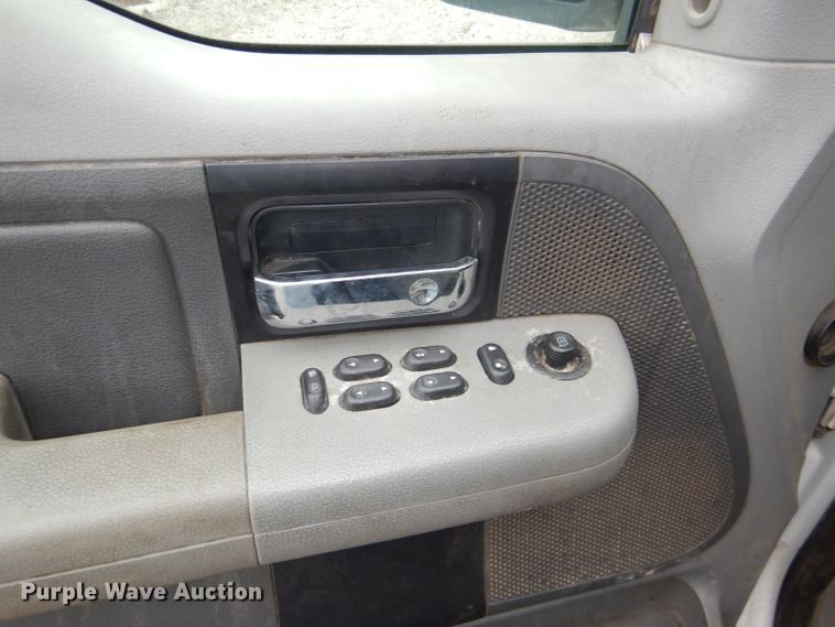 image for item DI2581 2007 Ford F150 XLT SuperCab pickup truck