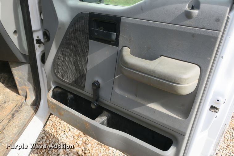 image for item EA9392 2008 Ford F150 pickup truck