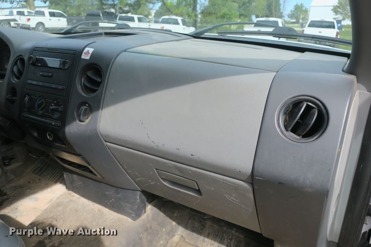 image for item EA9392 2008 Ford F150 pickup truck