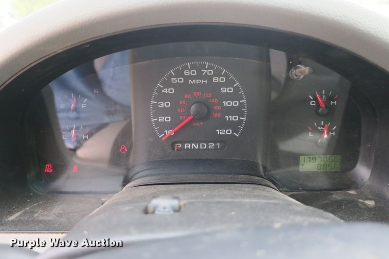 image for item EA9392 2008 Ford F150 pickup truck