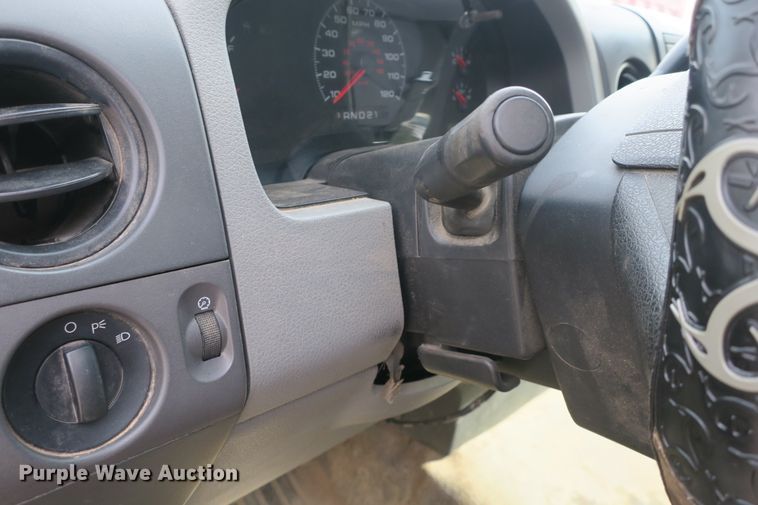 image for item EA9392 2008 Ford F150 pickup truck