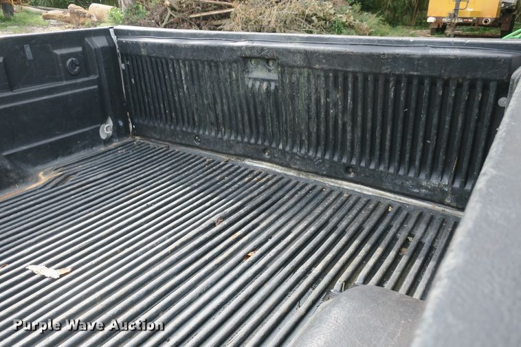 image for item EA9393 2006 Chevrolet Silverado 1500 pickup truck
