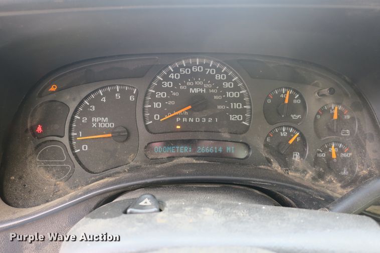 image for item EA9393 2006 Chevrolet Silverado 1500 pickup truck