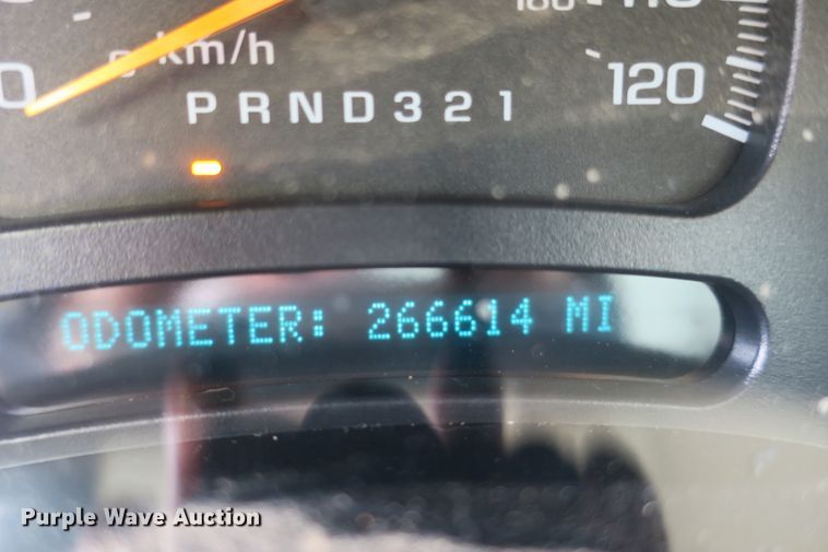 image for item EA9393 2006 Chevrolet Silverado 1500 pickup truck