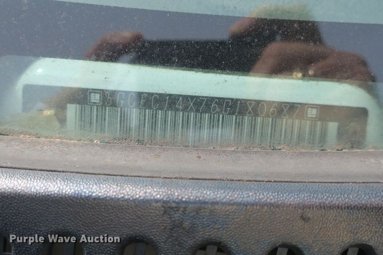 image for item EA9393 2006 Chevrolet Silverado 1500 pickup truck