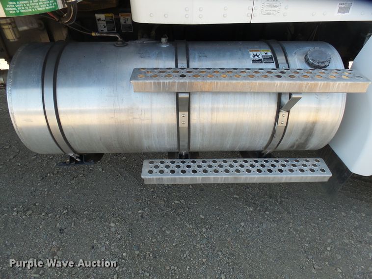 image for item EF9529 2018 Kenworth T270 refrigerated box truck