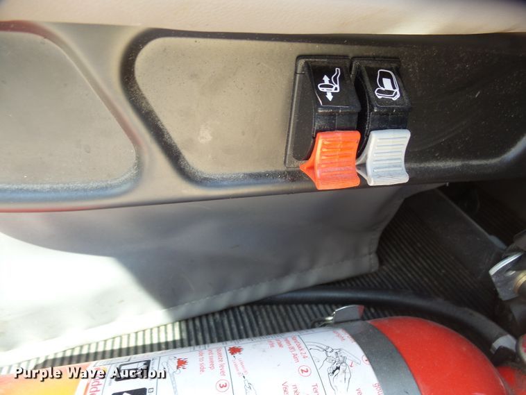 image for item EF9529 2018 Kenworth T270 refrigerated box truck