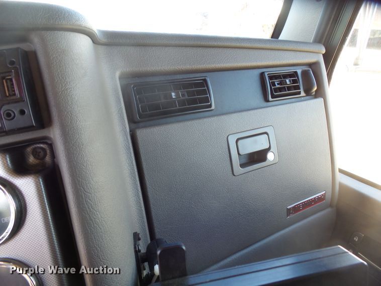 image for item EF9529 2018 Kenworth T270 refrigerated box truck