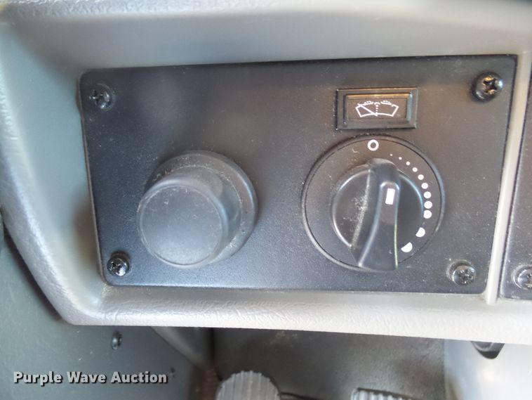 image for item EF9529 2018 Kenworth T270 refrigerated box truck