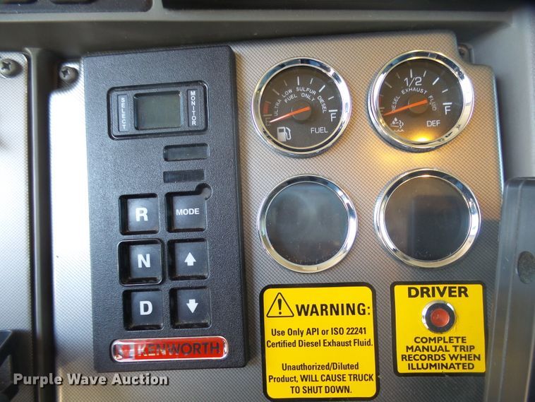 image for item EF9529 2018 Kenworth T270 refrigerated box truck