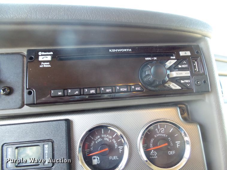 image for item EF9529 2018 Kenworth T270 refrigerated box truck