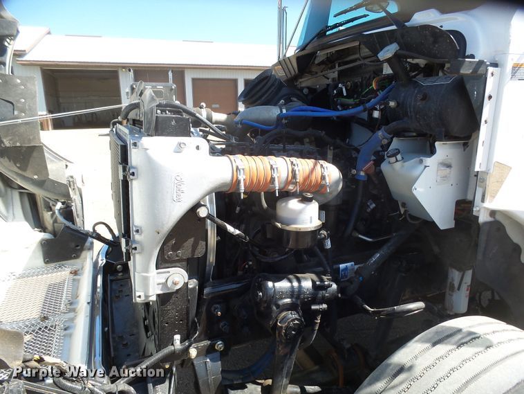 image for item EF9529 2018 Kenworth T270 refrigerated box truck