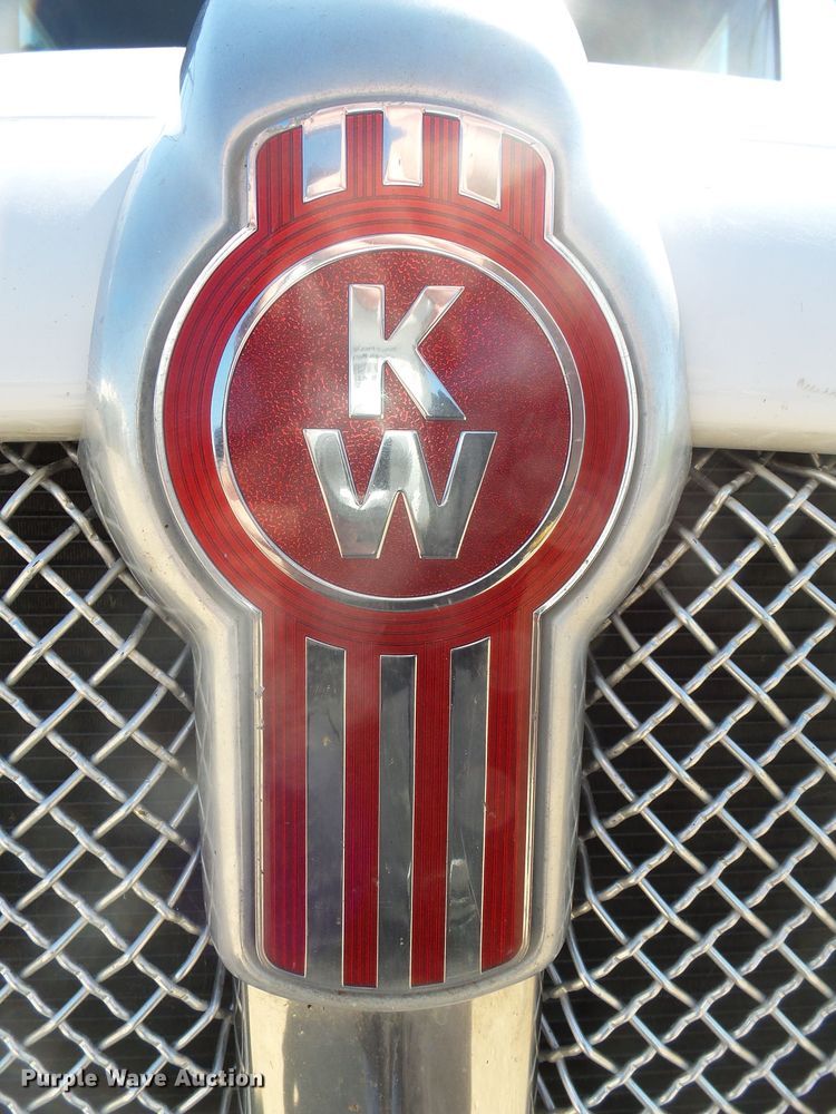 image for item EF9529 2018 Kenworth T270 refrigerated box truck