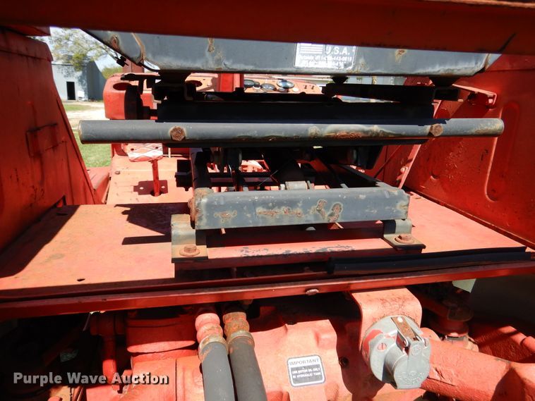 image for item EK9072 Belarus 250AS tractor