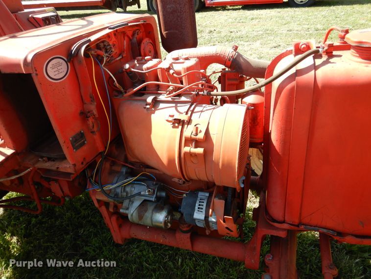 image for item EK9072 Belarus 250AS tractor