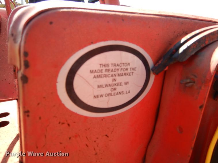 image for item EK9072 Belarus 250AS tractor