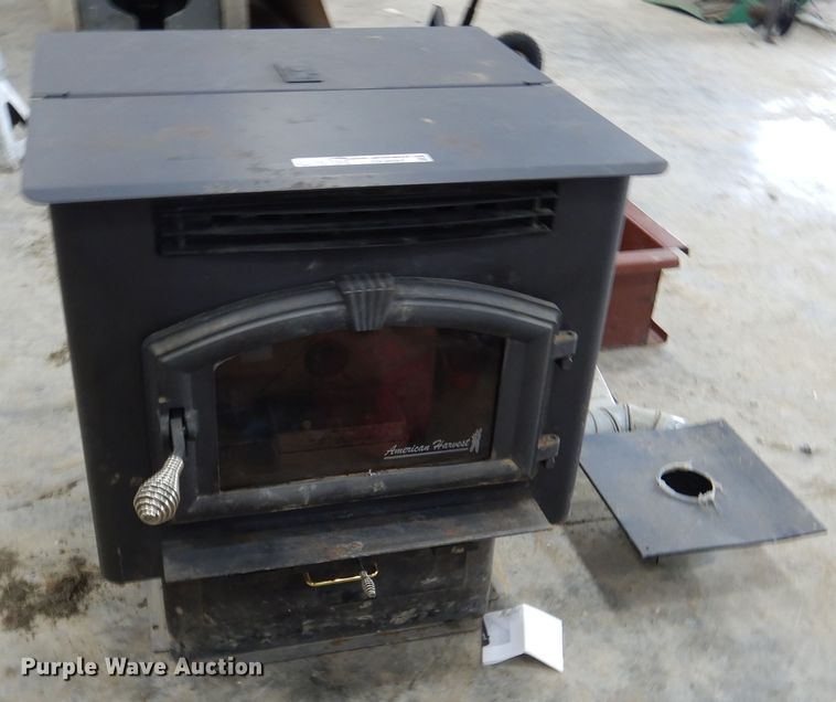 American Harvester 6039T pellet stove in Warrensburg, MO Item EK9083