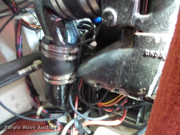 image for item EQ9190 1996 Glastron GS185BR boat