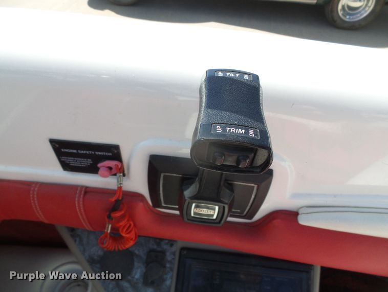 image for item EQ9190 1996 Glastron GS185BR boat