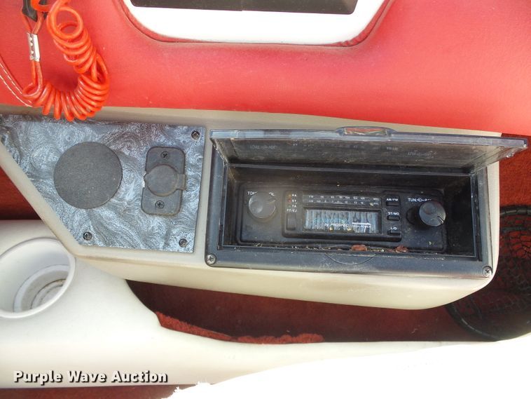 image for item EQ9190 1996 Glastron GS185BR boat