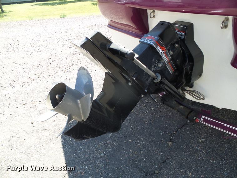 image for item EQ9191 1997 Glastron GS205BR boat