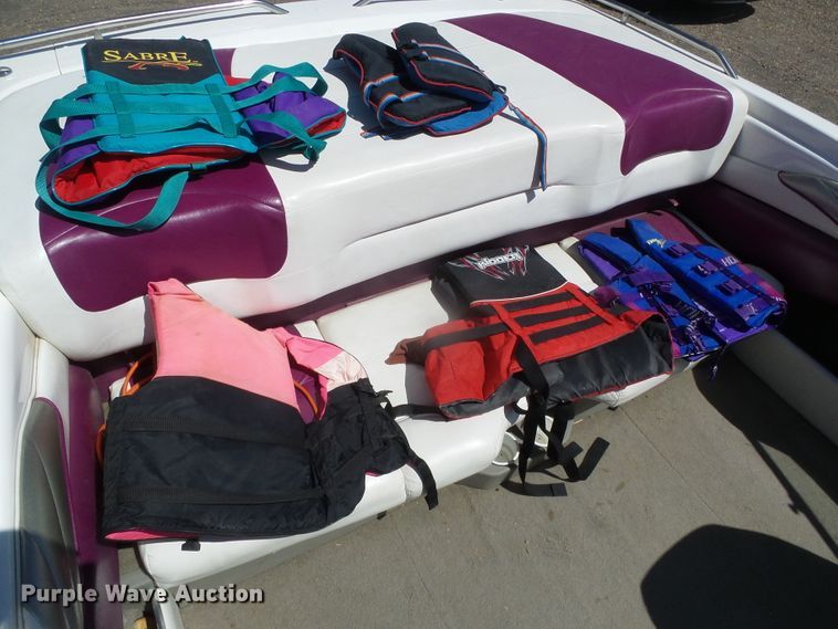 image for item EQ9191 1997 Glastron GS205BR boat