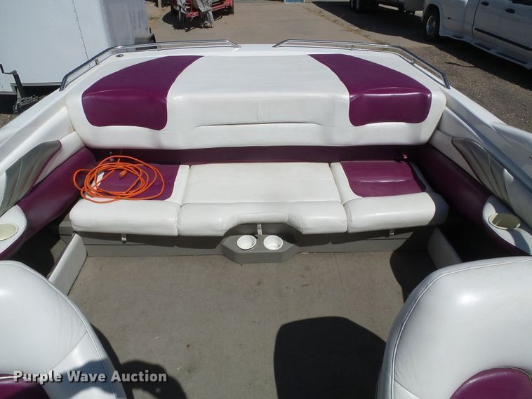 image for item EQ9191 1997 Glastron GS205BR boat