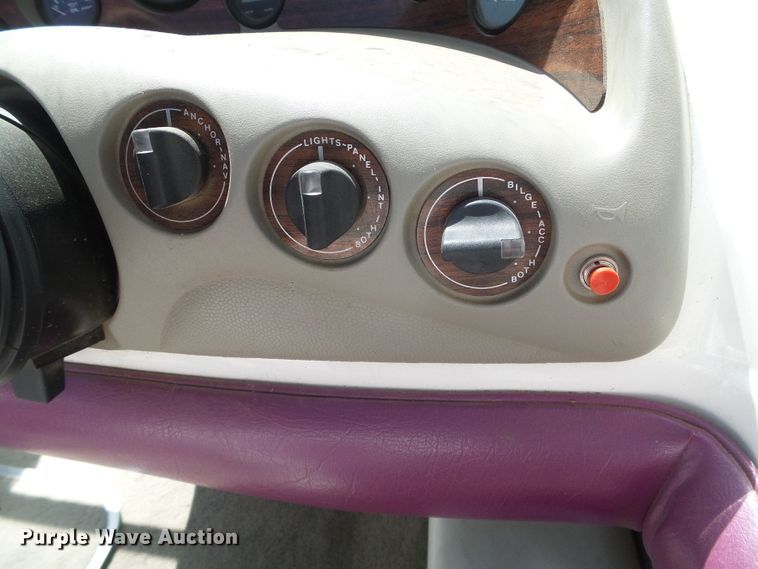 image for item EQ9191 1997 Glastron GS205BR boat