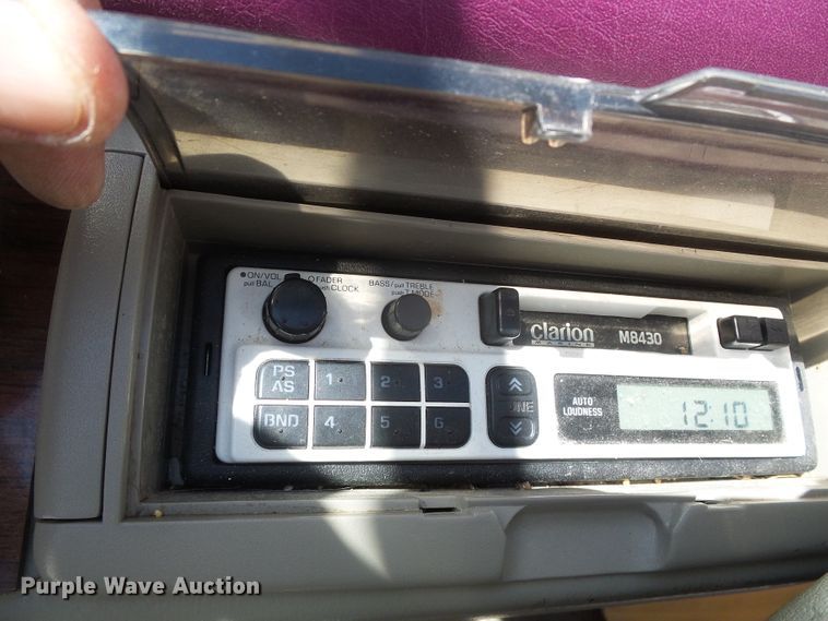 image for item EQ9191 1997 Glastron GS205BR boat