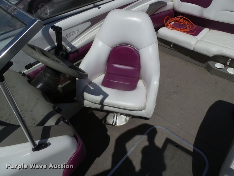 image for item EQ9191 1997 Glastron GS205BR boat