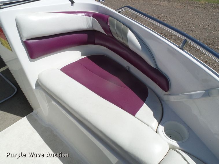 image for item EQ9191 1997 Glastron GS205BR boat