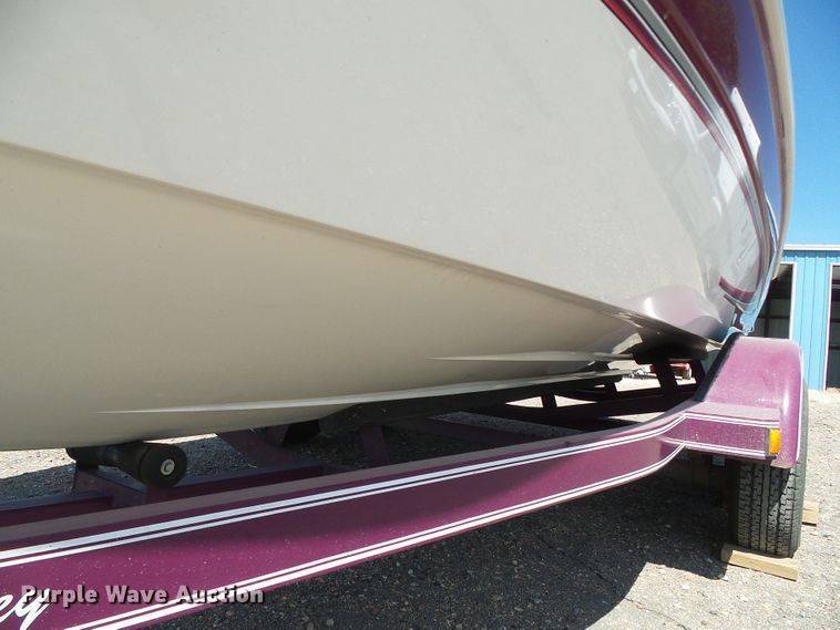 image for item EQ9191 1997 Glastron GS205BR boat