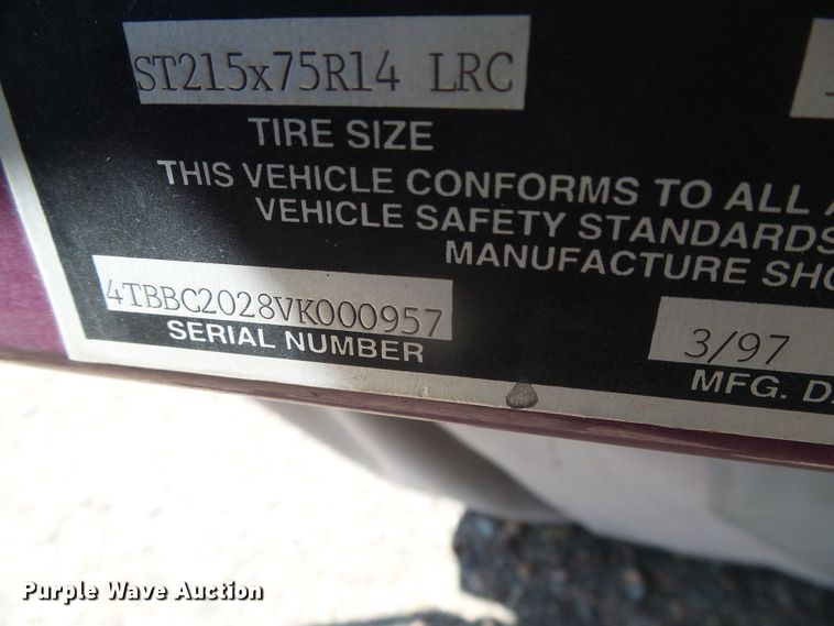 image for item EQ9191 1997 Glastron GS205BR boat