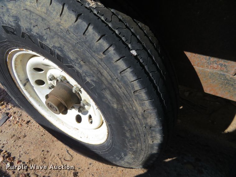 image for item EQ9290 2006 shop built utility trailer