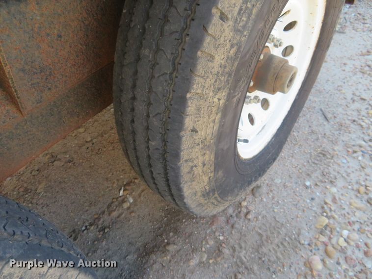 image for item EQ9290 2006 shop built utility trailer