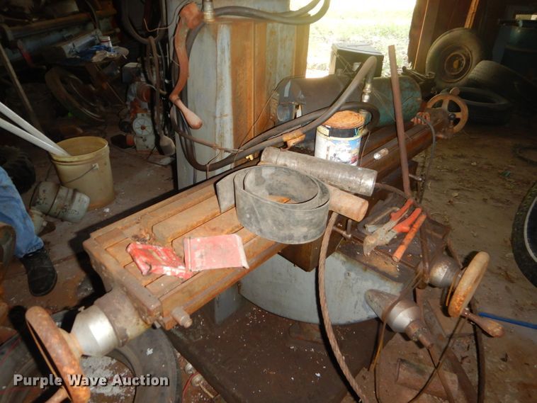 image for item EY9251 South Bend Lathe vertical milling machine