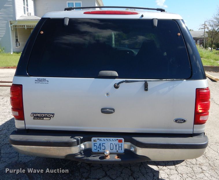 image for item EY9259 2001 Ford Expedition XLT SUV