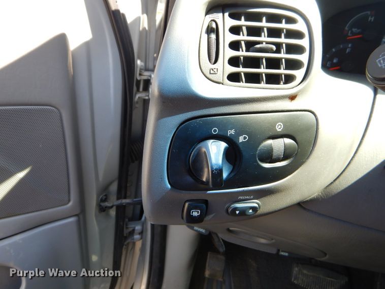 image for item EY9259 2001 Ford Expedition XLT SUV