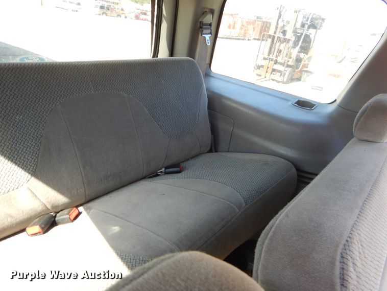 image for item EY9259 2001 Ford Expedition XLT SUV