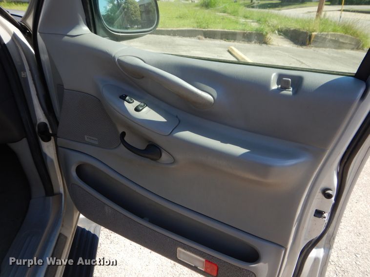 image for item EY9259 2001 Ford Expedition XLT SUV